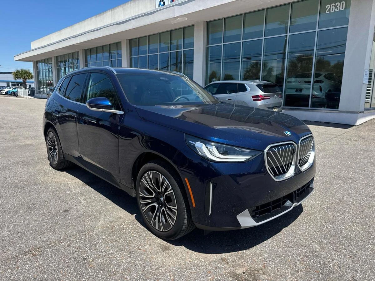 2025 BMW X3 30 XDRIVE's photo