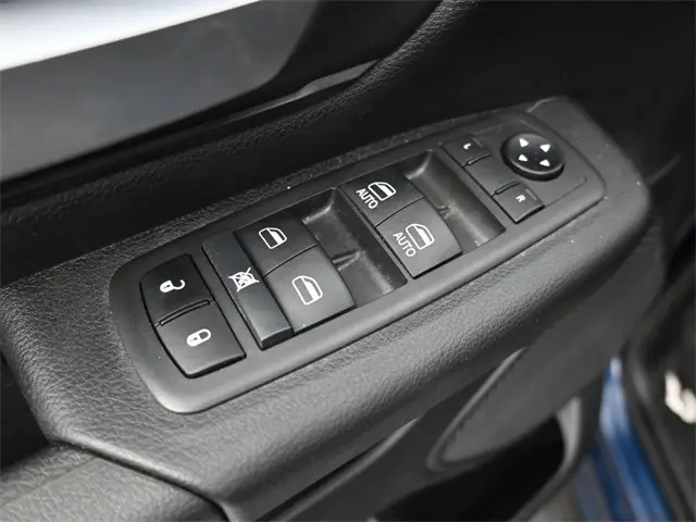 2021 Ram 1500 Tradesman photo 10