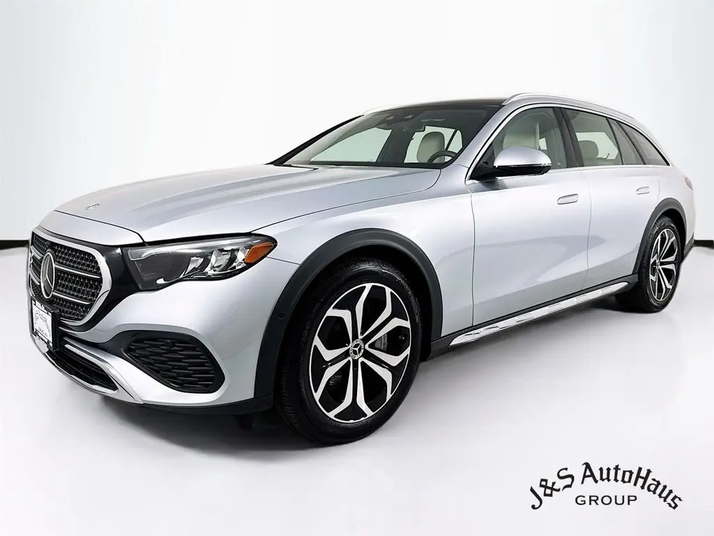 2025 Mercedes Benz E 450 4MATIC All-Terrain photo 3