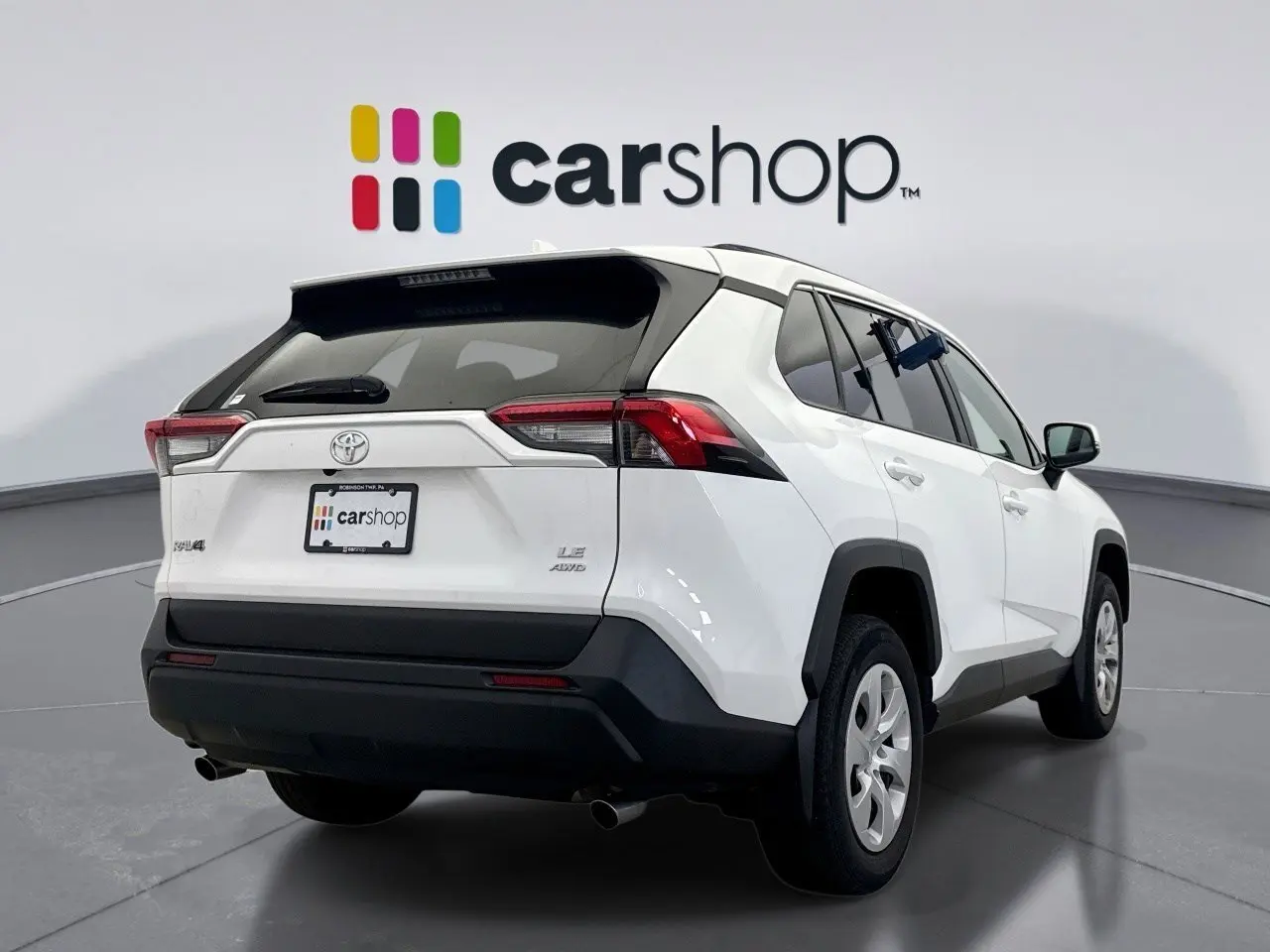 2021 Toyota RAV4 LE photo 4