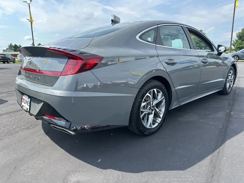 2020 Hyundai Sonata SEL photo 8
