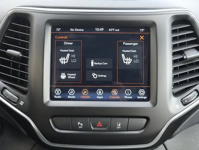 2021 Jeep Cherokee Altitude Latitude Lux photo 3