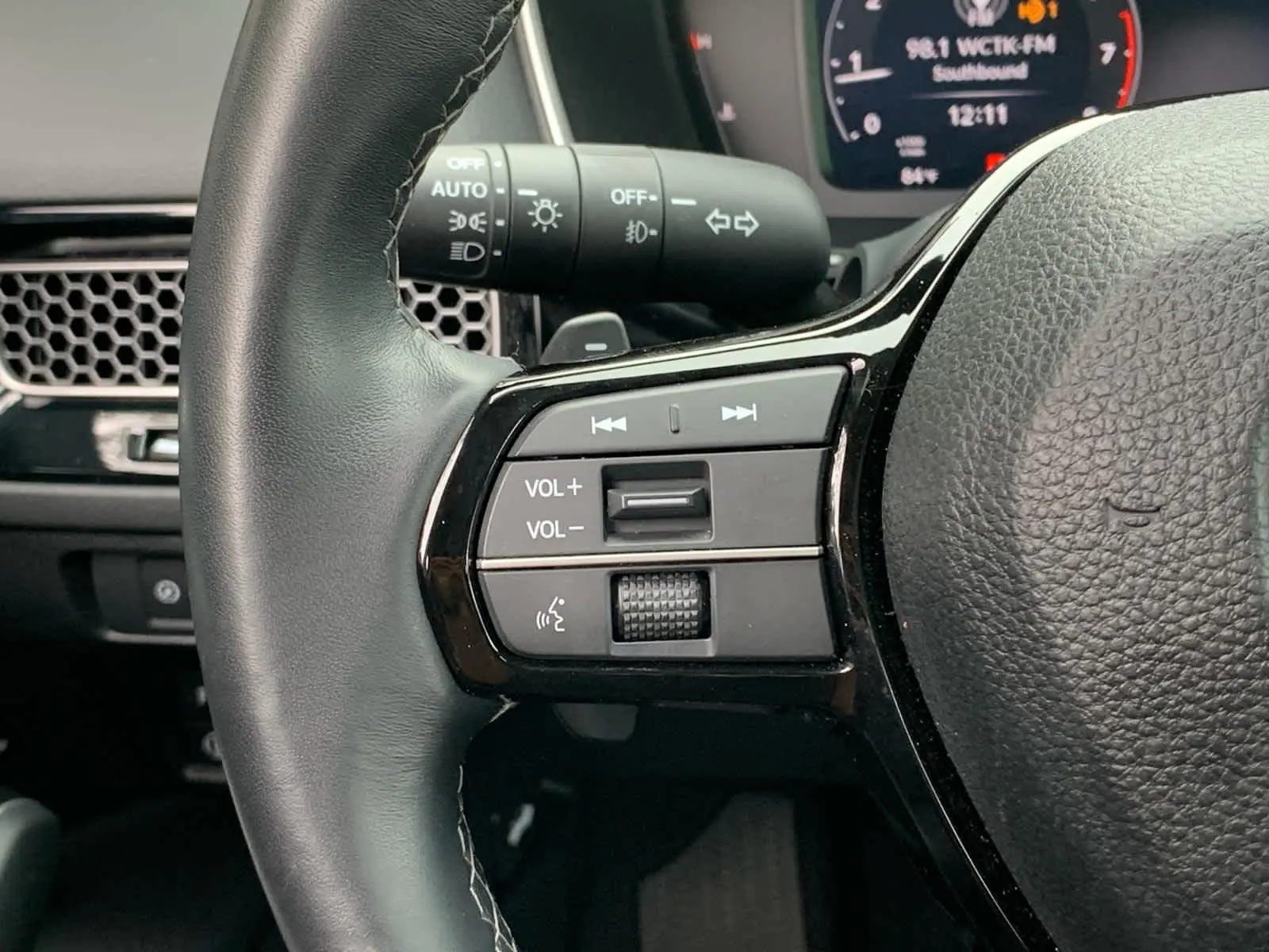 2023 Honda Civic Touring photo 19