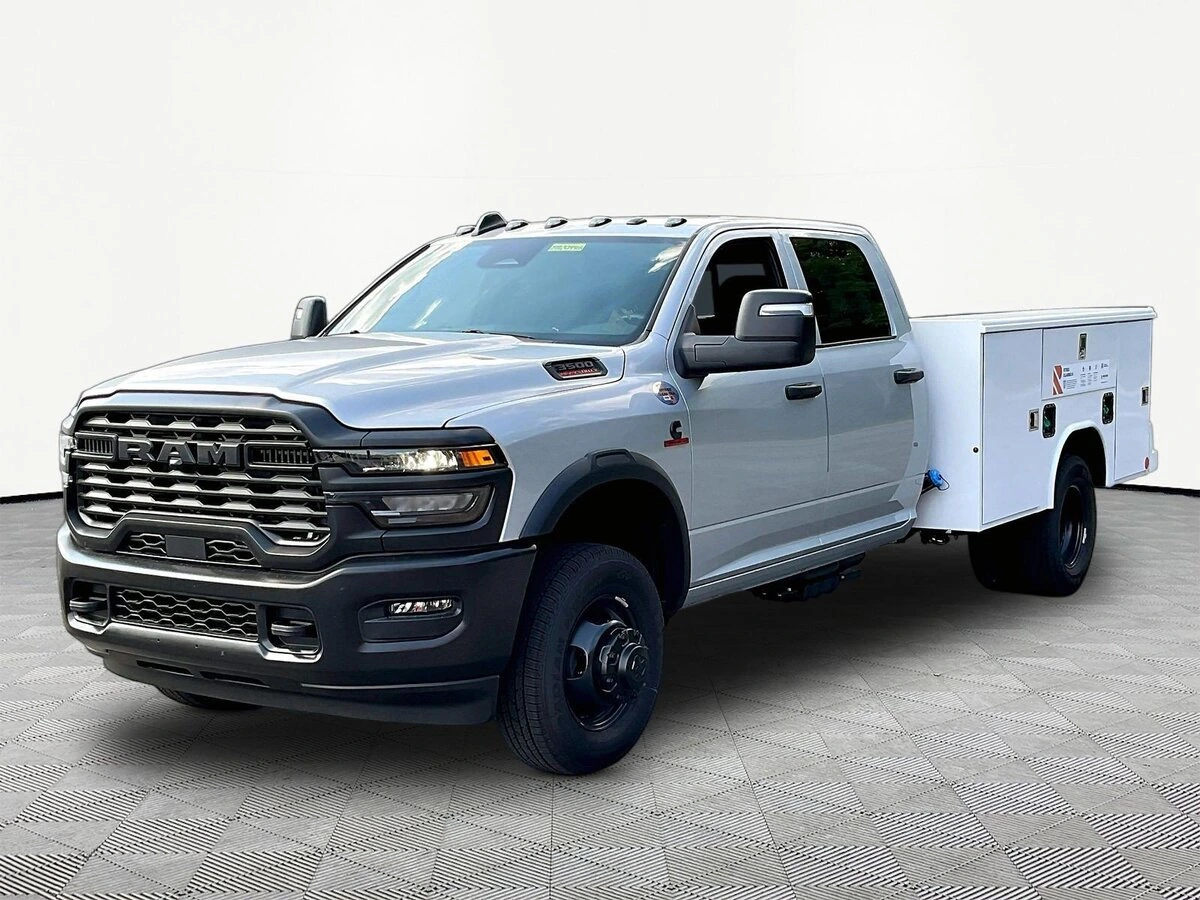 2026 RAM 3500 Chassis Cab
