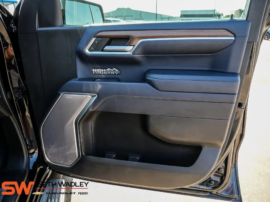 2022 Chevrolet Silverado 1500 High Country - Photo 22