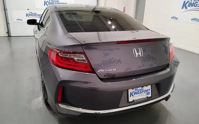 2017 Honda Accord EX-L photo 4