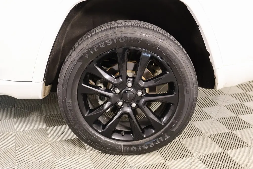 2020 Jeep Grand Cherokee Altitude photo 15
