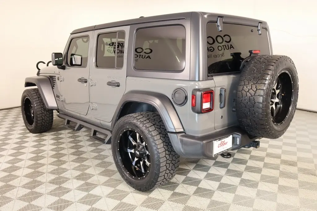 2020 Jeep Wrangler Unlimited Sport Altitude photo 20