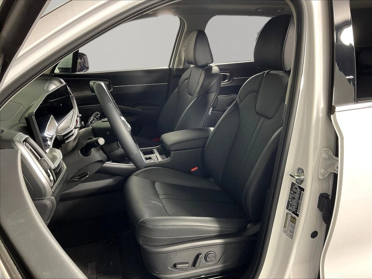2026 Kia Sorento S - Photo 16