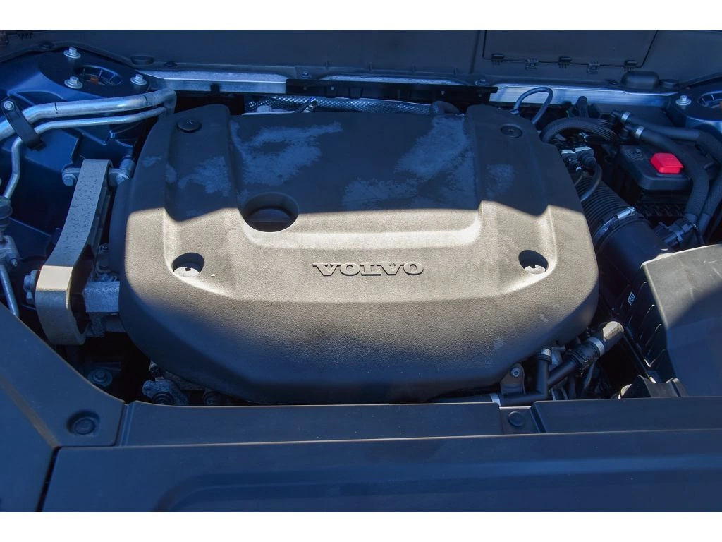 2023 Volvo - image 24