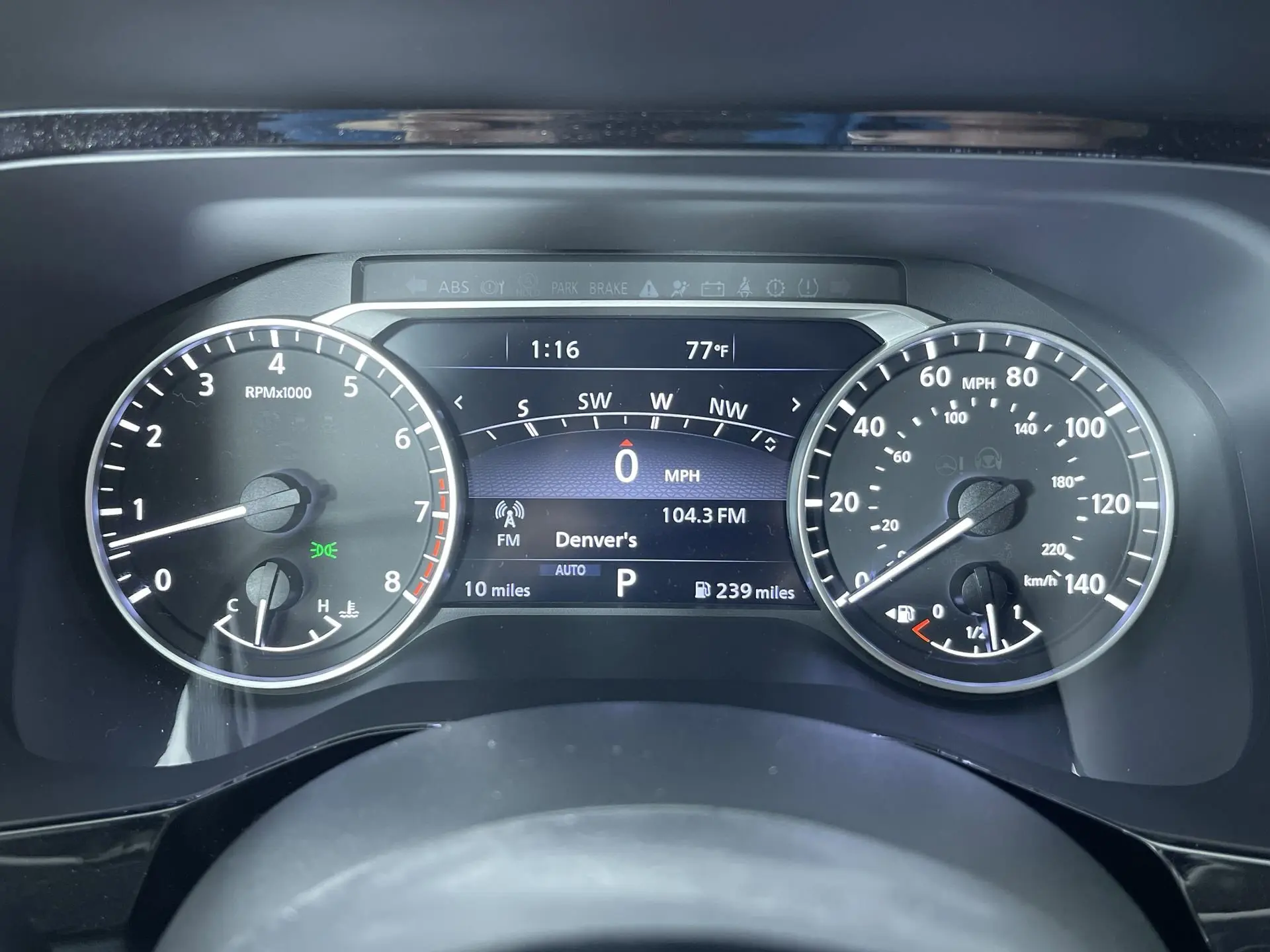 2025 Nissan Pathfinder SL photo 15