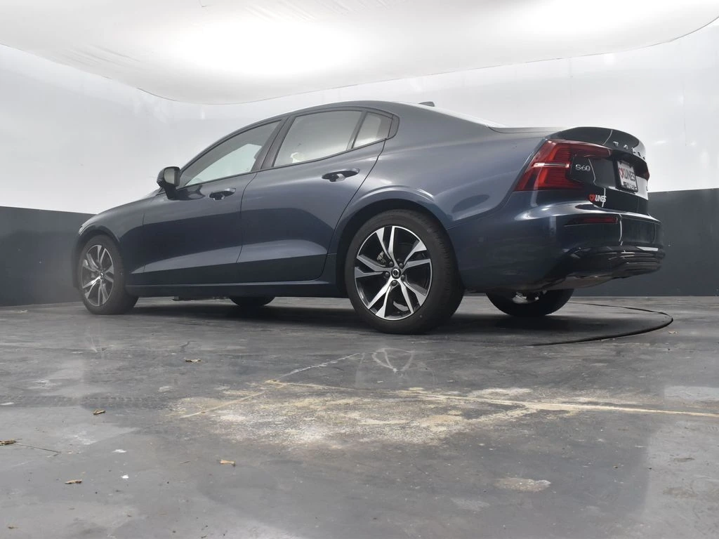 2024 Volvo - image 49