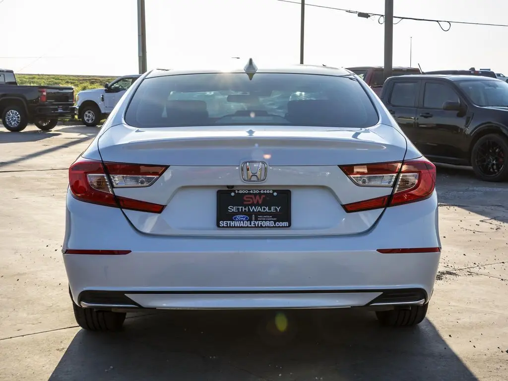 2019 Honda Accord EX photo 8