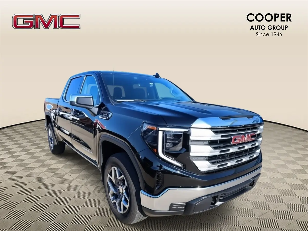 2026 GMC Sierra 1500 SLE's photo