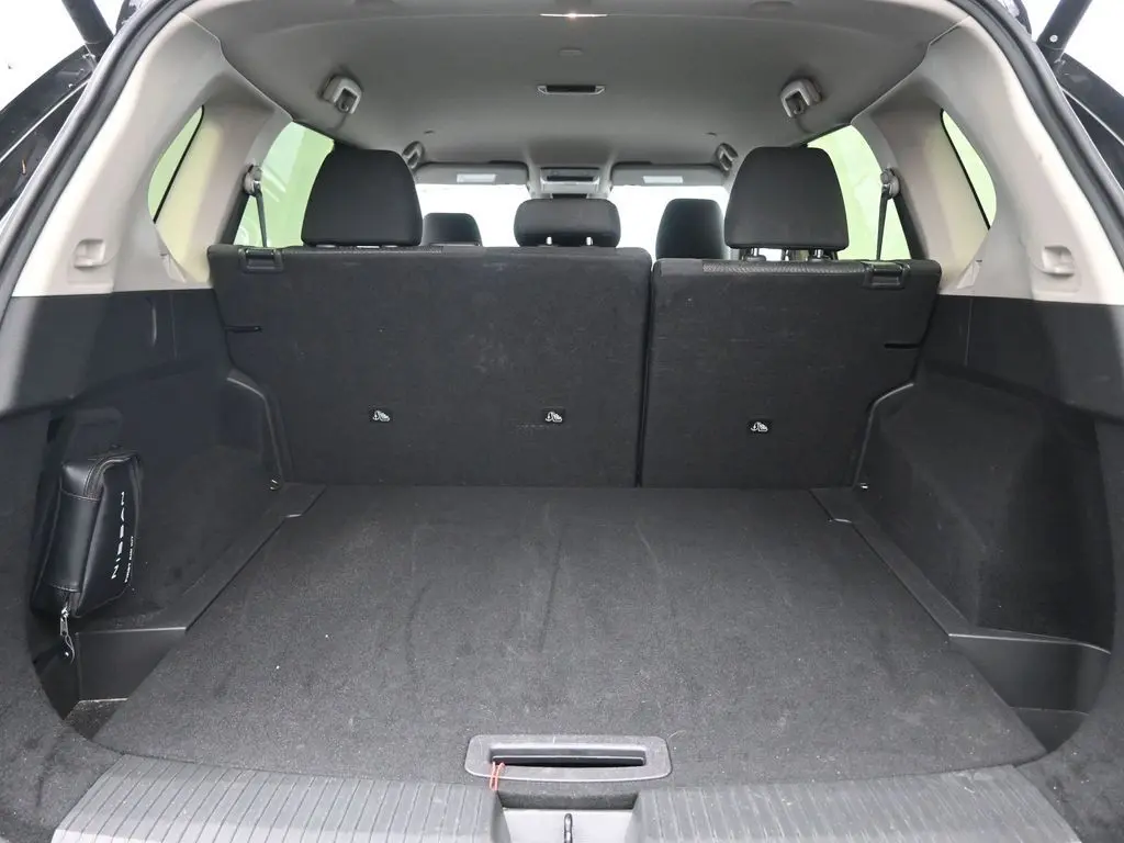 2024 Nissan Rogue SV AWD photo 20
