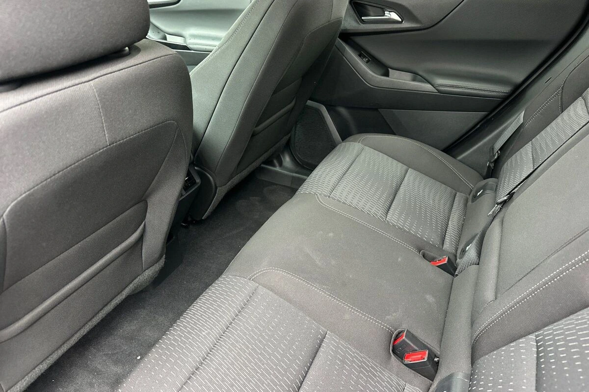 2025 Chevrolet Equinox LT - Photo 12