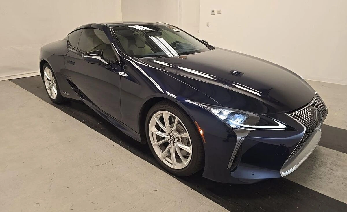 2018 Lexus LC 500 500h's photo