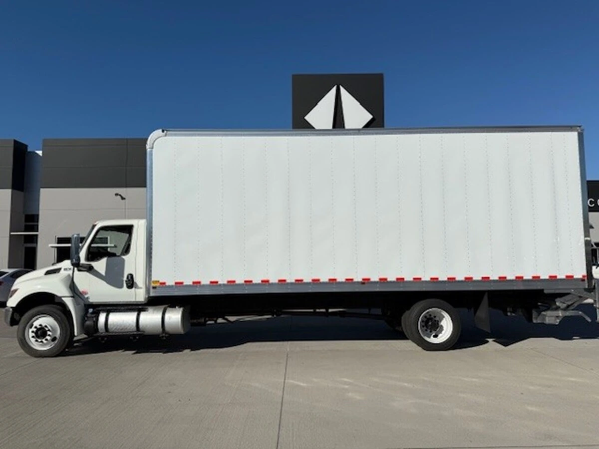2024 International MV — photo 2