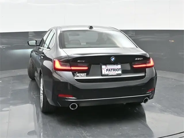 2024 Bmw 330i xDrive photo 2