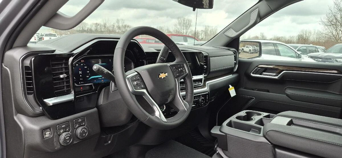 2026 Chevrolet Silverado 1500 LT - Photo 12