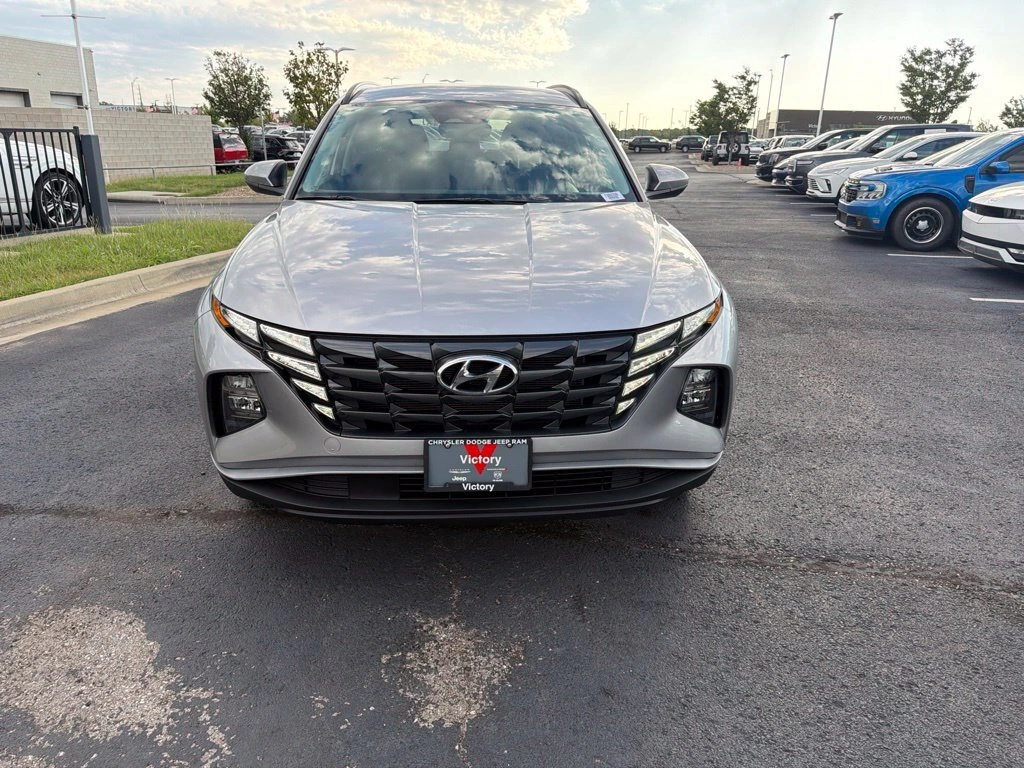 Used 2024 Hyundai Tucson SEL with VIN KM8JBCDE5RU300396 for sale in Kansas City