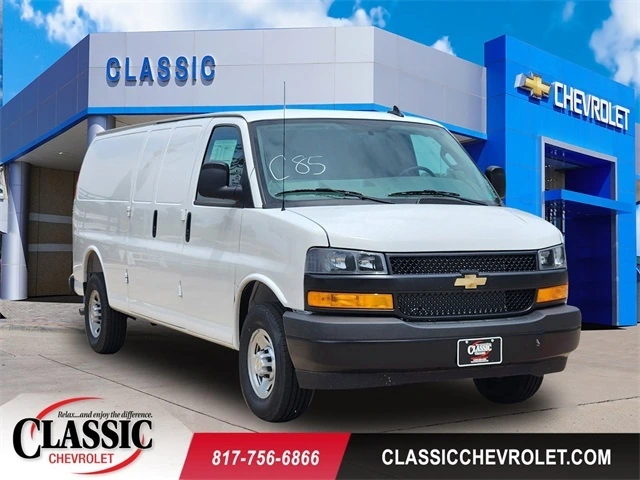 2025 Chevrolet Express 2500 Extended Work Van HD's photo