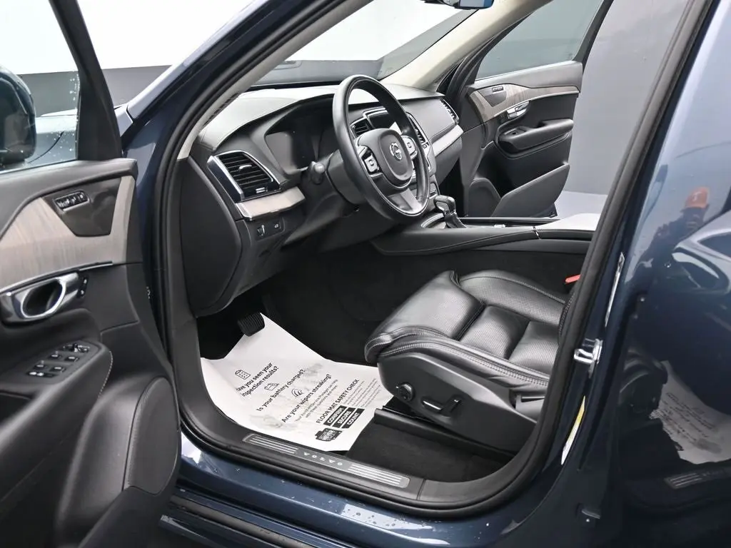 2021 Volvo XC90 T6 AWD Inscription photo 19