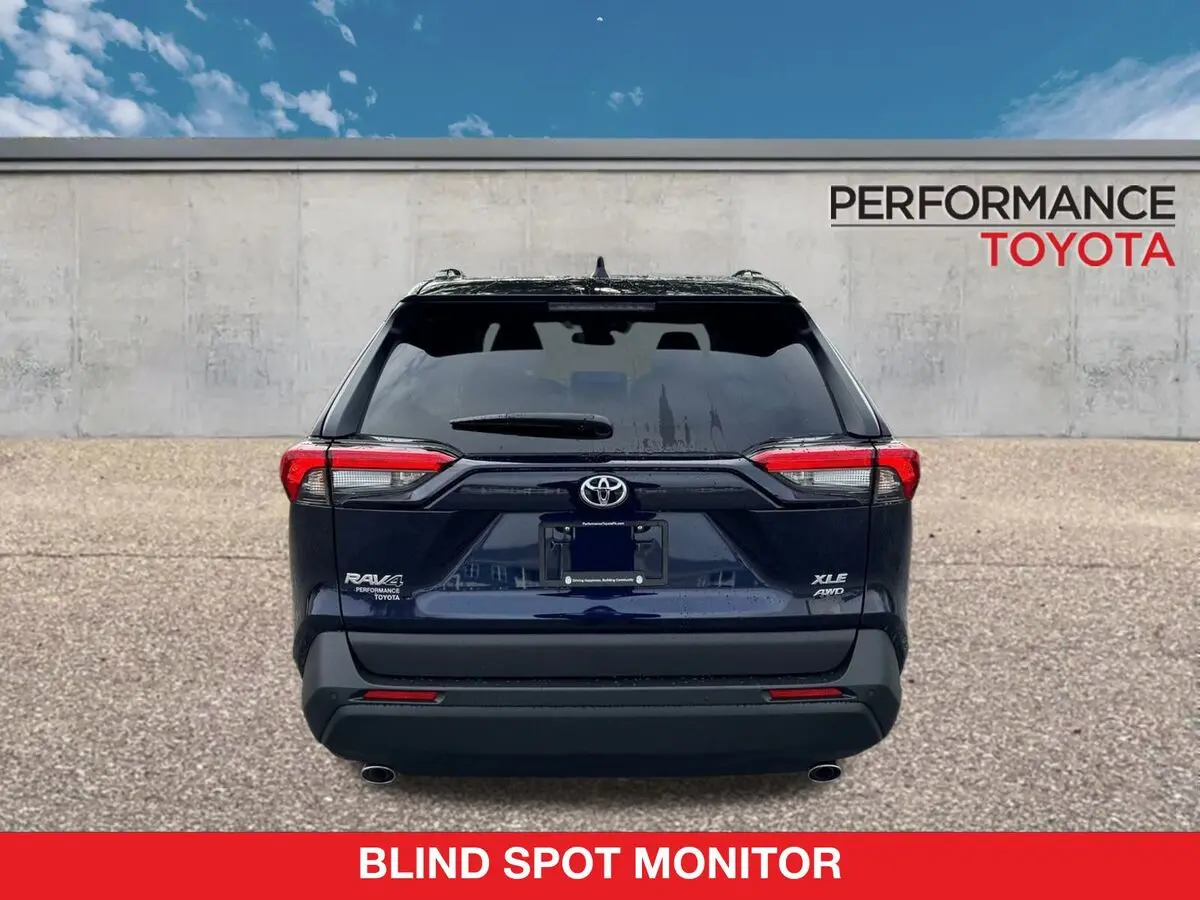 2025 Toyota RAV4 XLE Premium photo 3