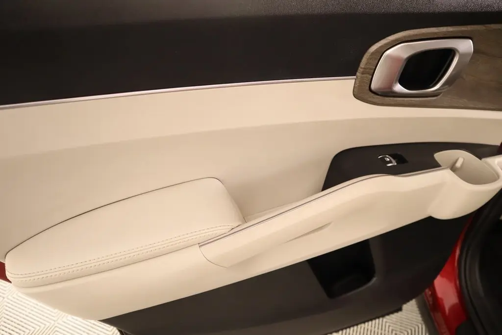 2021 Kia Sorento EX photo 16
