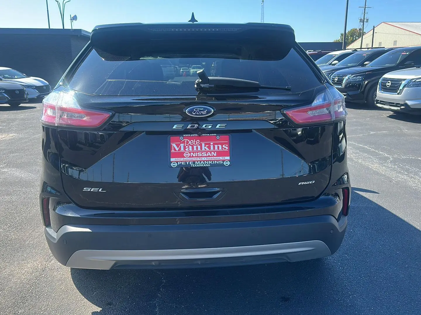 2023 Ford Edge SEL photo 4