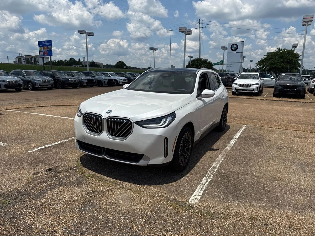 2026 BMW X3 30 XDRIVE's photo