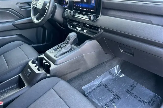 2023 Chevrolet Colorado Work Truck photo 14