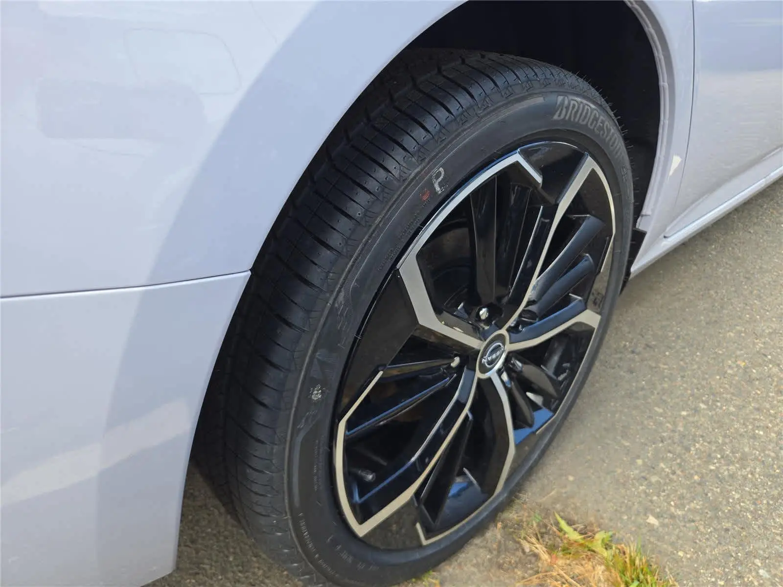 2025 Nissan Altima SR photo 6