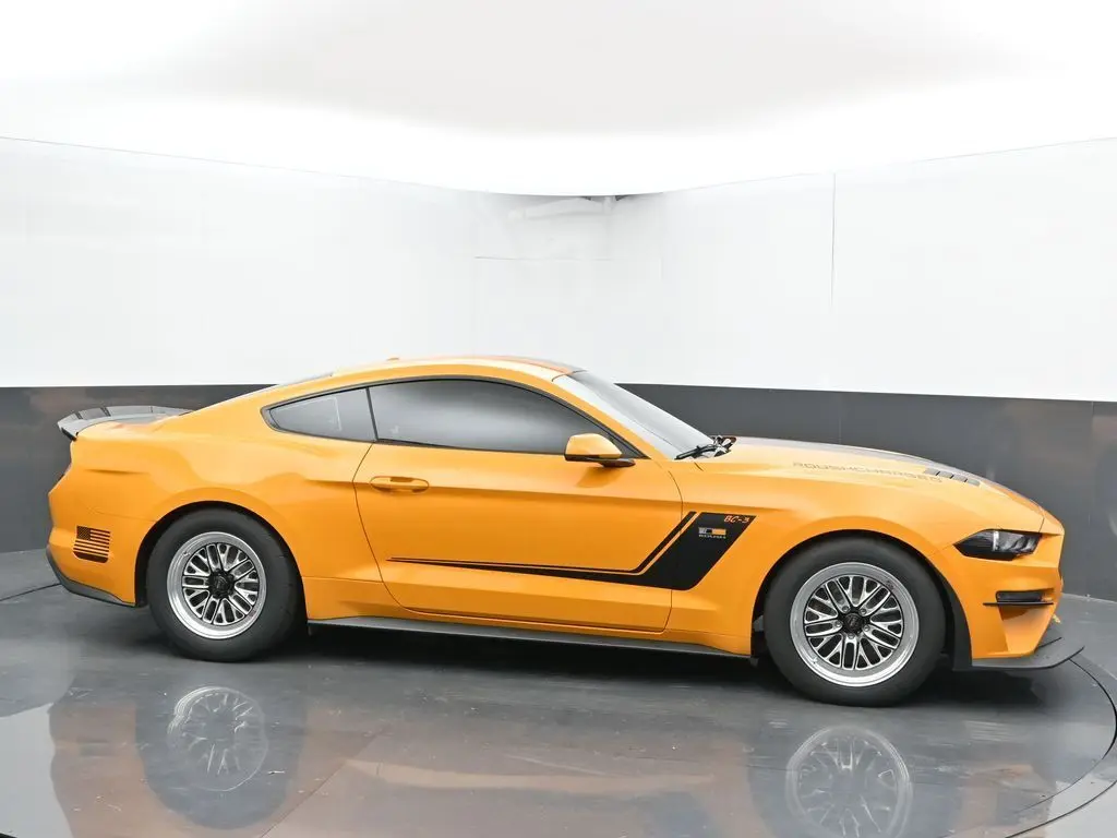 2019 Ford Mustang GT Premium photo 9