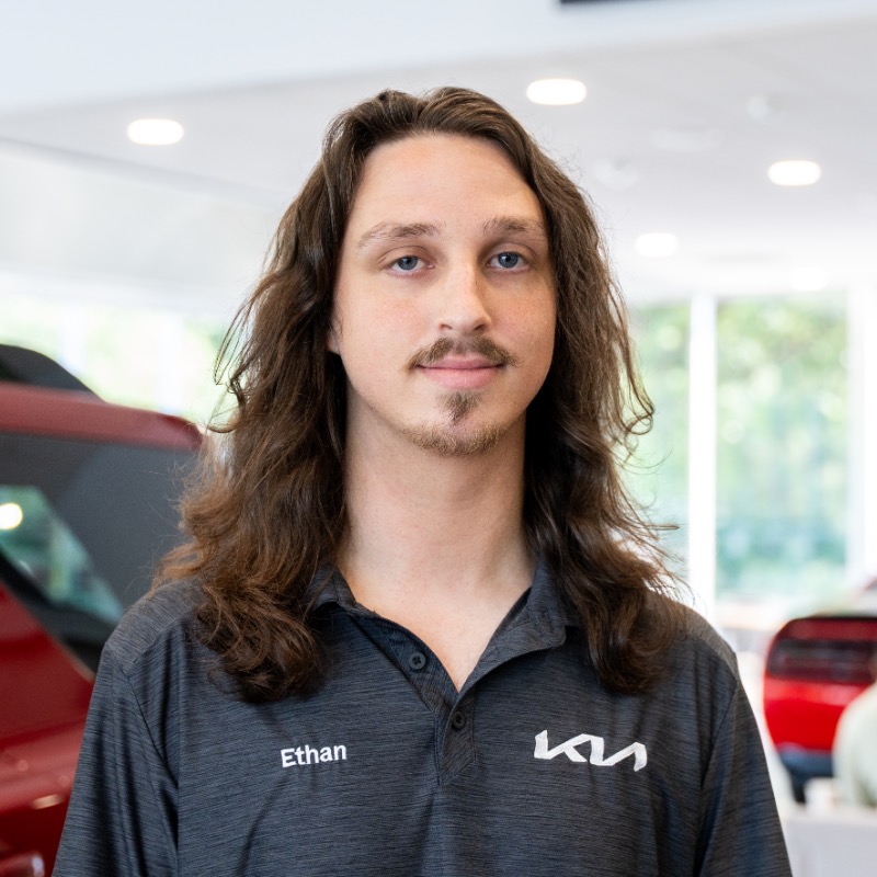 Ethan Halupczok
