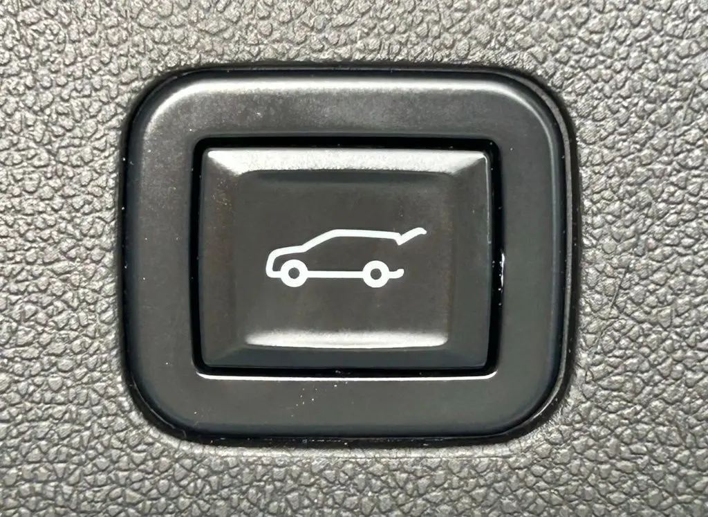 2022 Cadillac Escalade ESV Premium Luxury photo 13