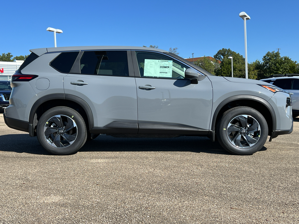2026 Nissan Rogue SV photo 3