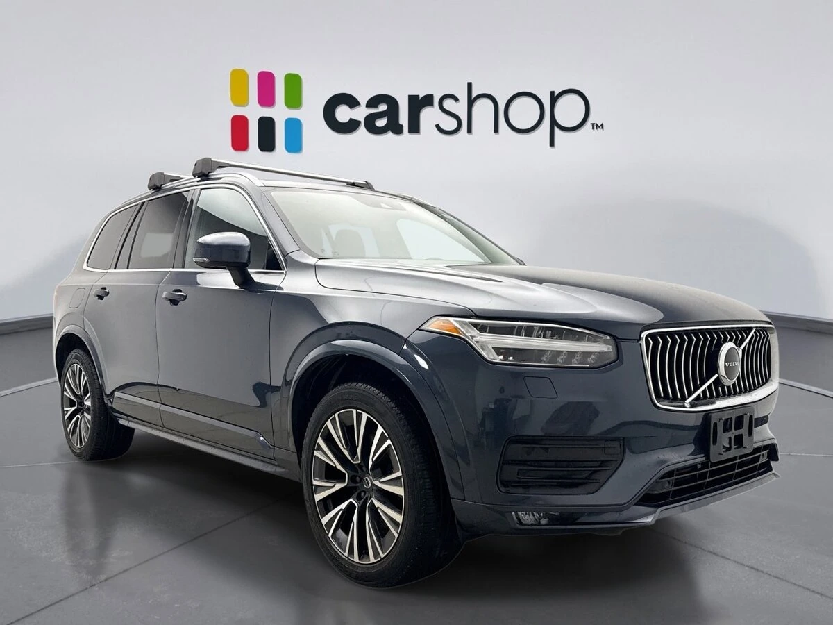 2022 Volvo - image 6
