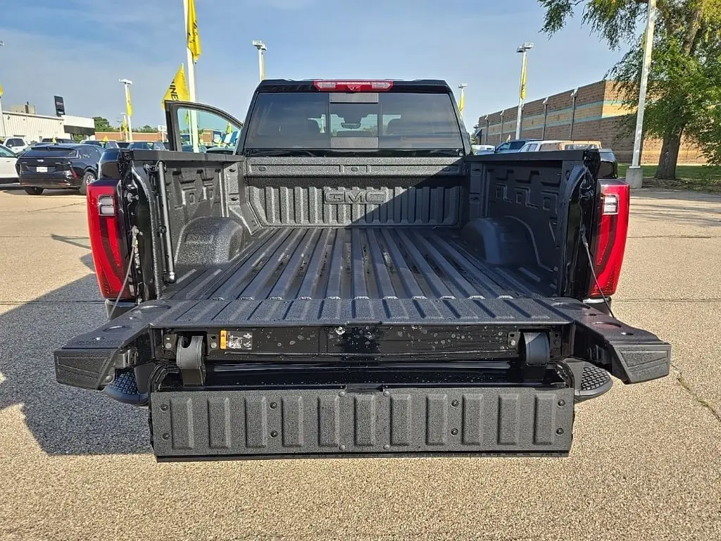 2025 Gmc Sierra HD Denali photo 34