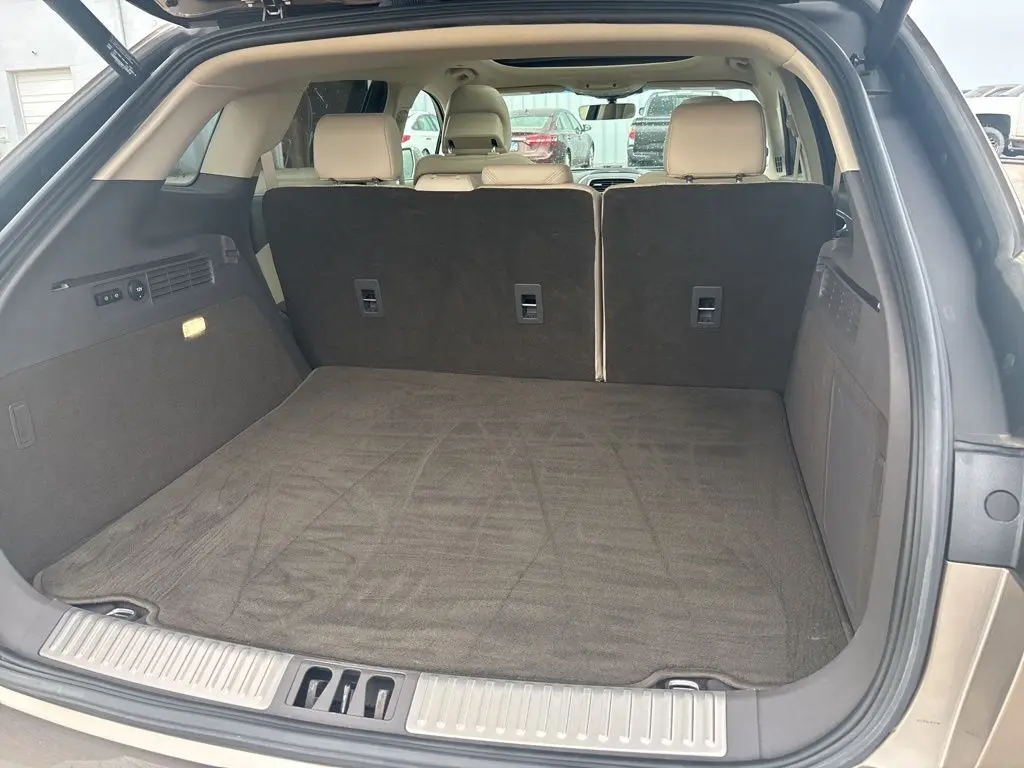 2019 Lincoln Nautilus Reserve photo 15