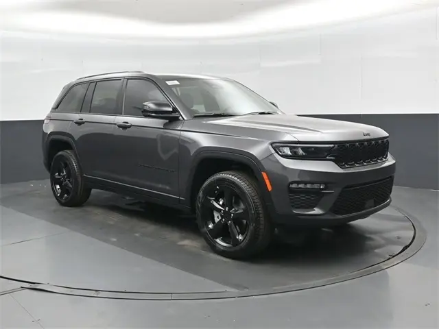 2025 Jeep Grand Cherokee Limited's photo