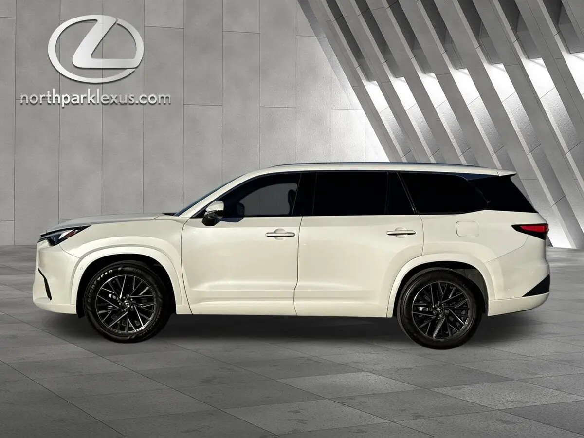 2024 Lexus TX 350's photo