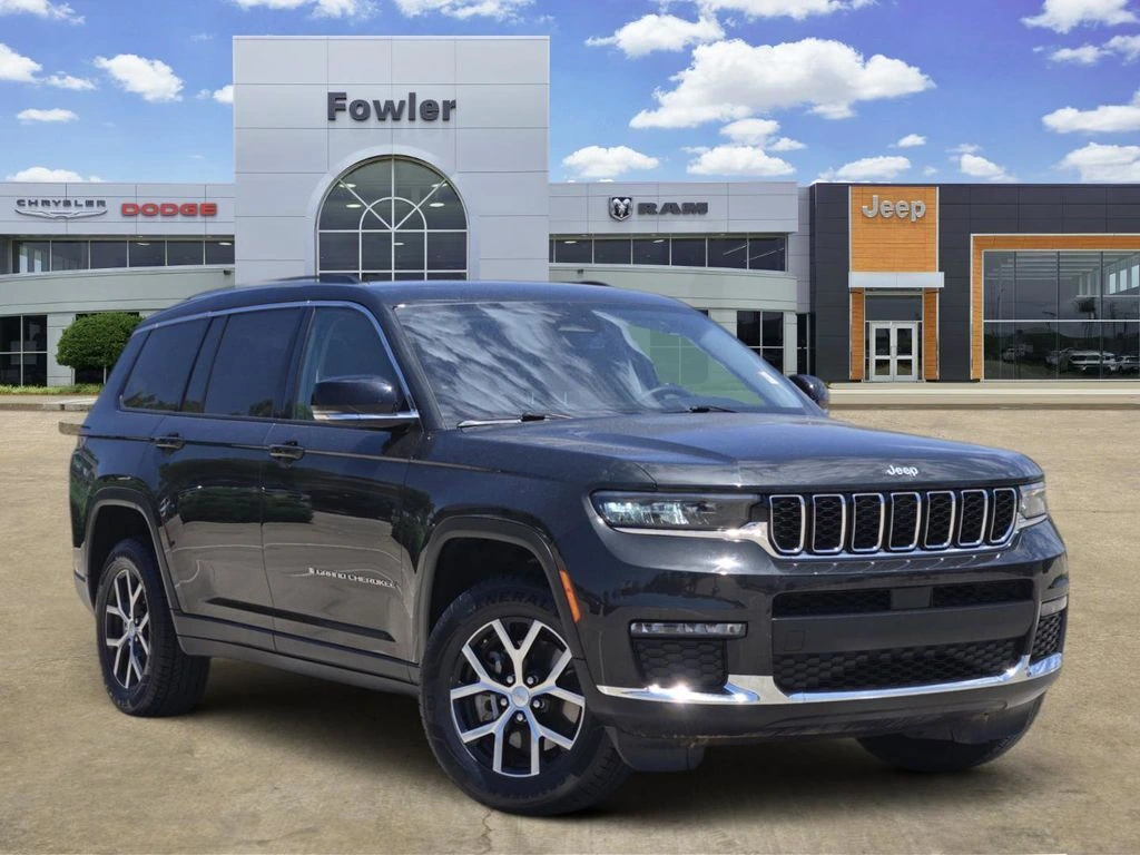 2023 Jeep Grand Cherokee L Limited 4x4's photo