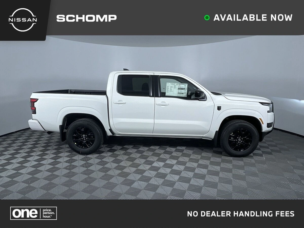 2026 Nissan Frontier SV's photo