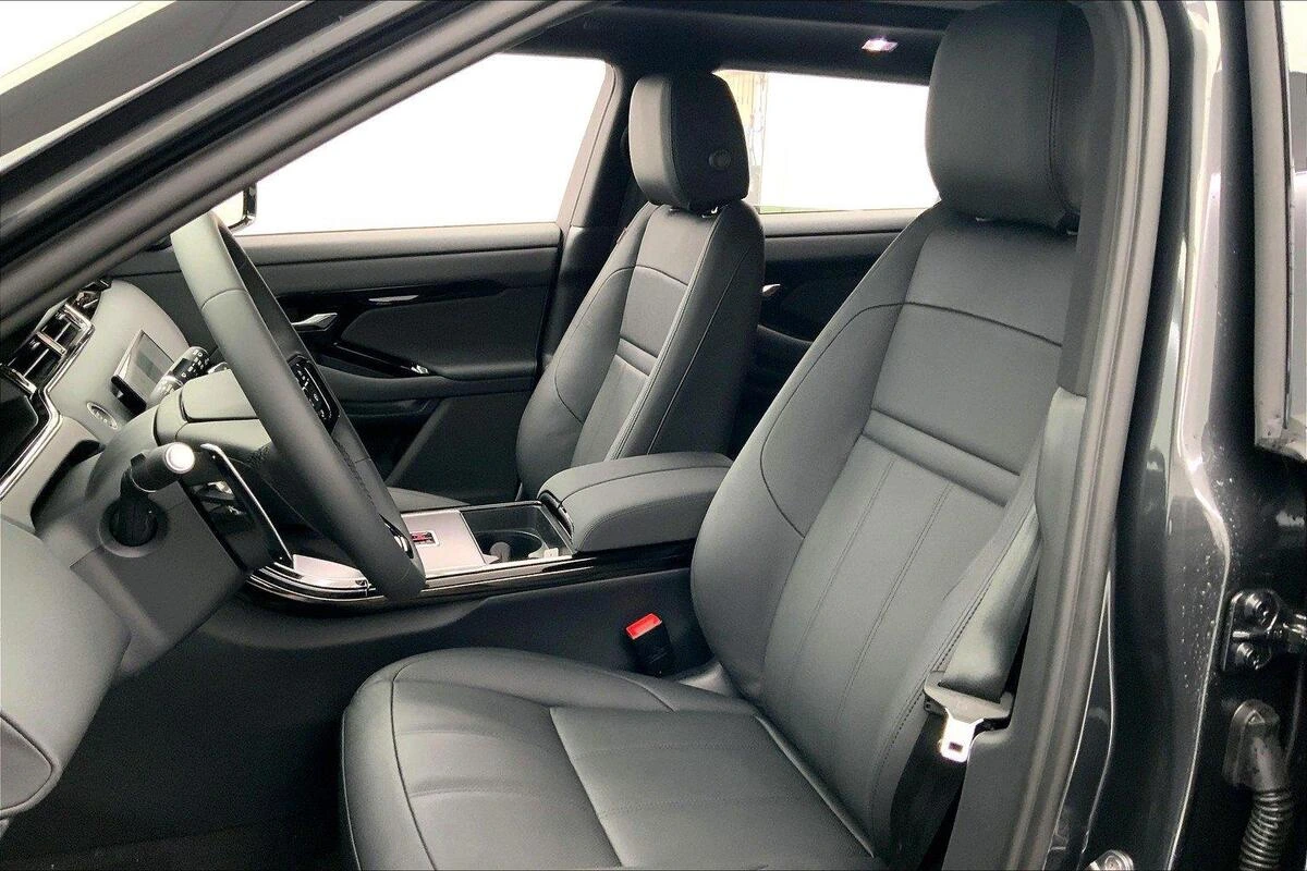 2026 Land Rover Range Rover Evoque Dynamic SE - Photo 8