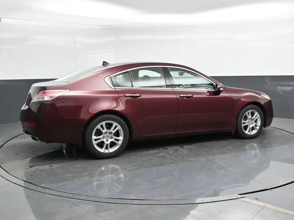 Used 2009 Acura TL Base with VIN 19UUA86279A015044 for sale in Sycamore, IL
