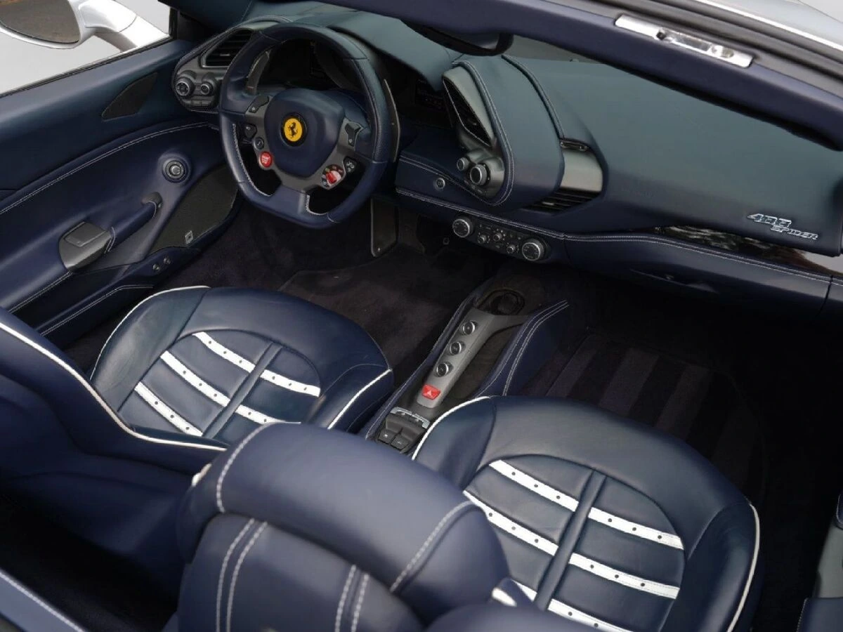 2017 Ferrari 488 GTB Base - Photo 40