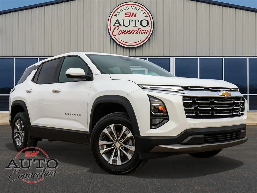 2025 Chevrolet Equinox LT's photo