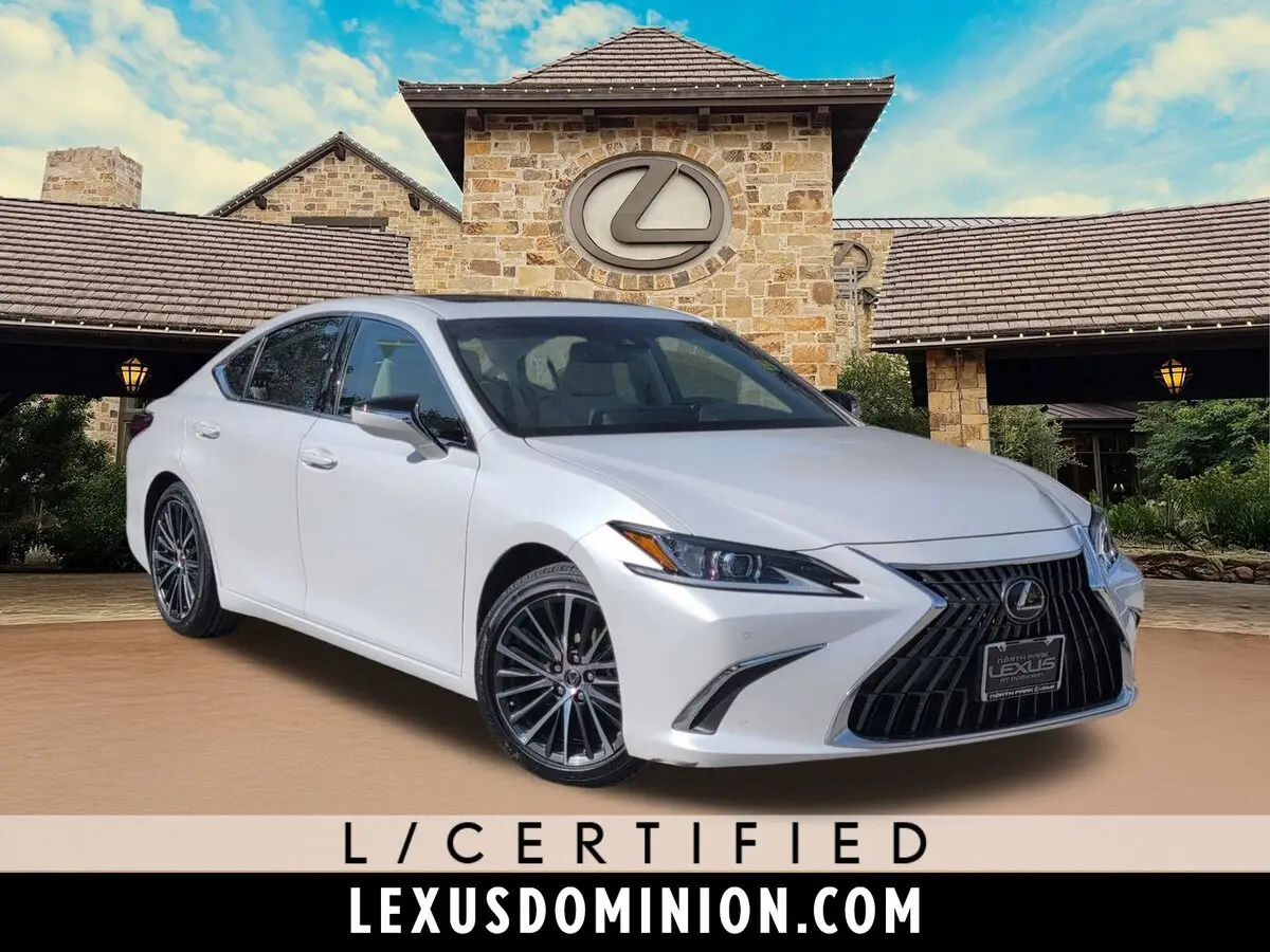 2024 Lexus ES 350's photo