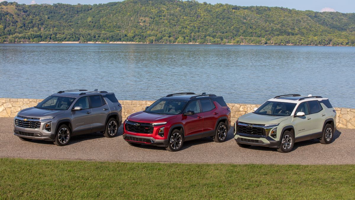 2026 Chevrolet Equinox Lineup Exterior Driver Side Front Profiles